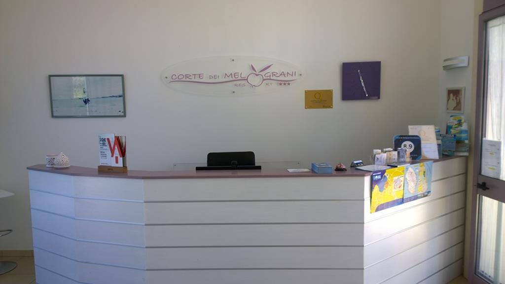 Corte Dei Melograni Hotel Resort Otranto Exterior photo